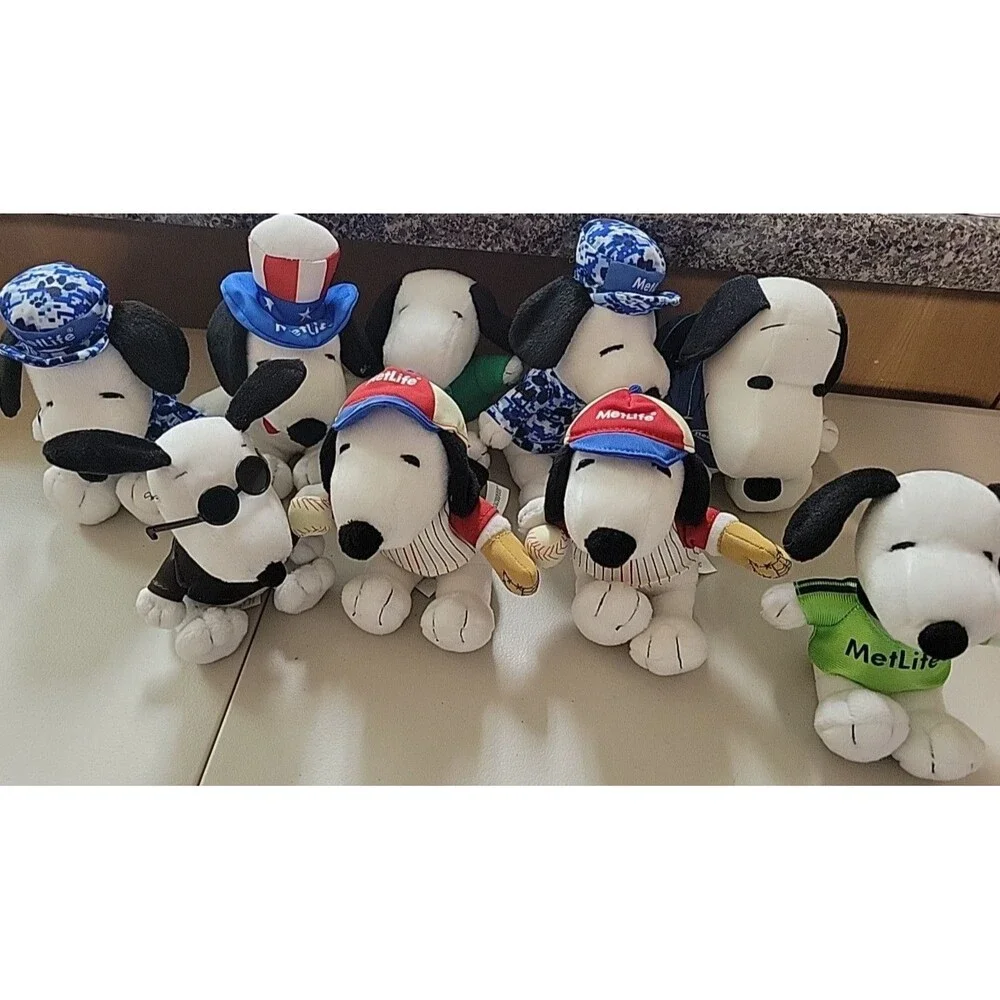 2011 Snoopy‎ Plush Toy Lot Metlife Dressed up Baseball July 4th Camo etc..